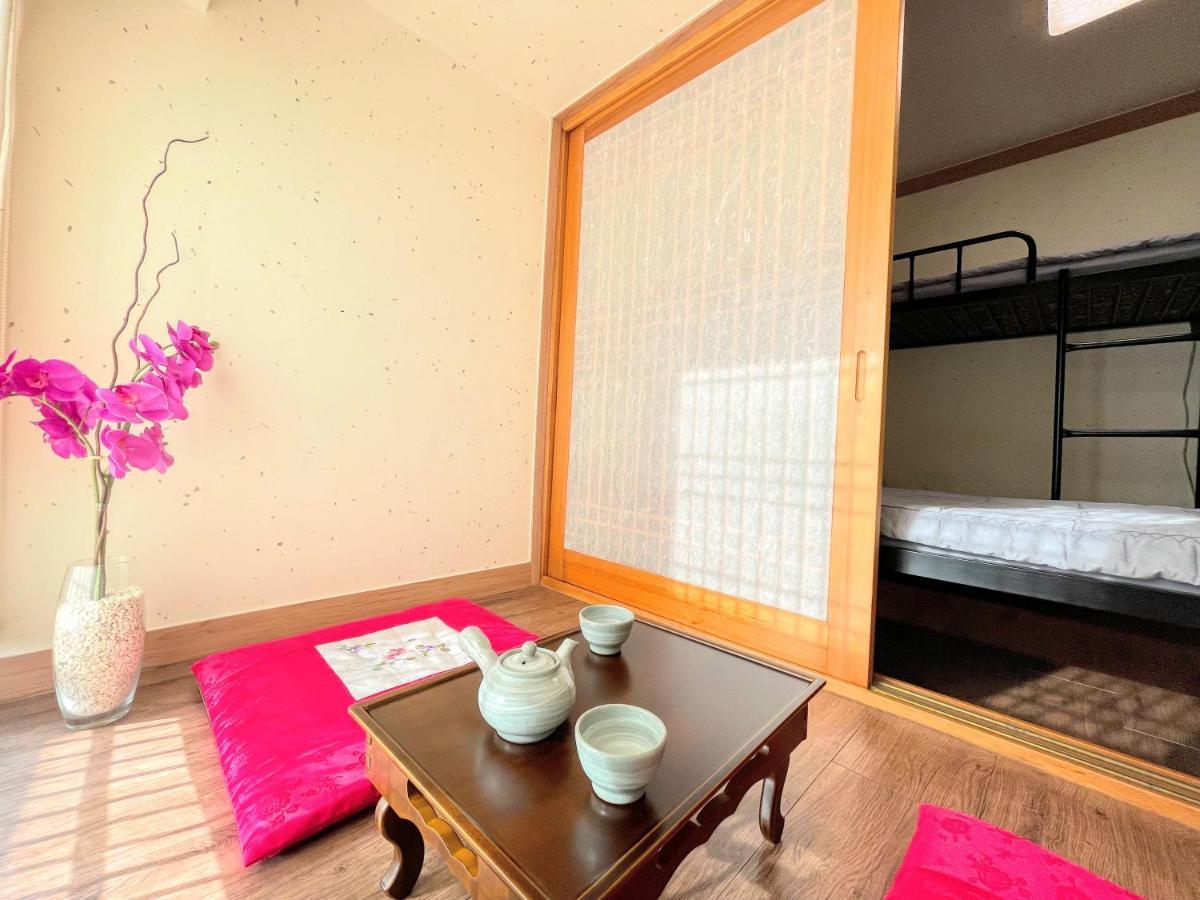 Cocoa Guest house 2*