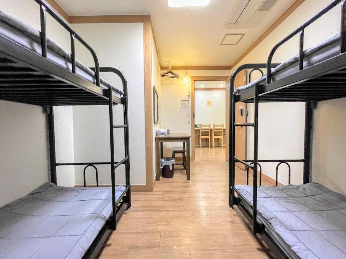 Cocoa Guest house 2*