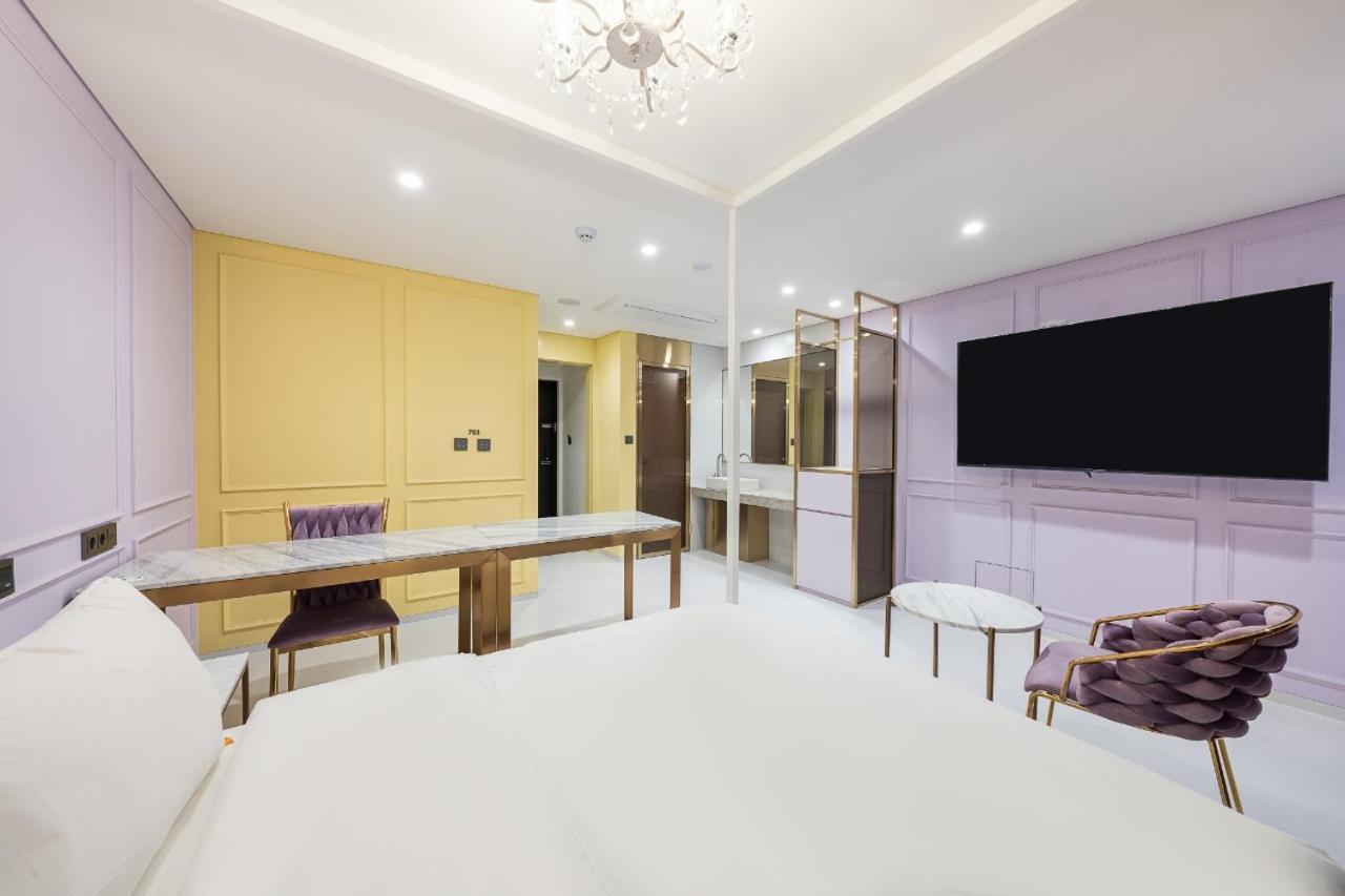 Amourex Hotel