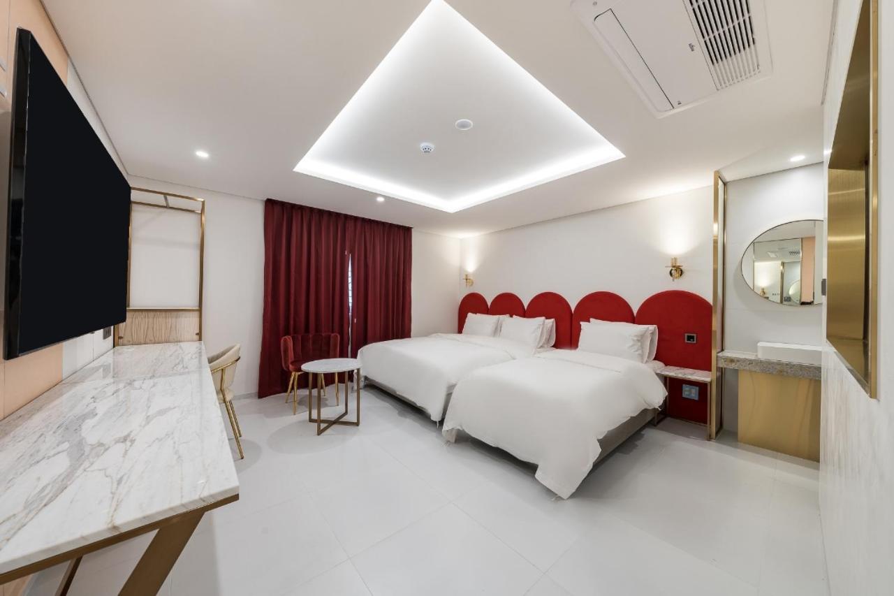 Amourex 3* Seoul