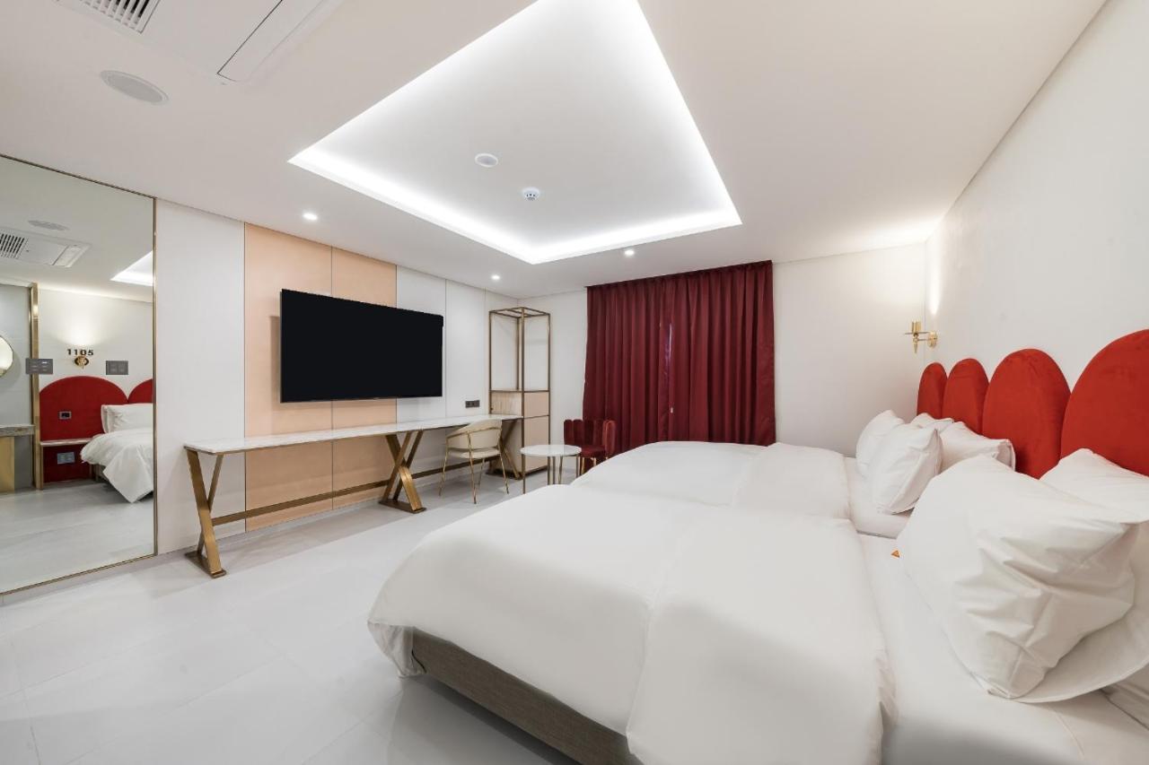 Amourex Hotel