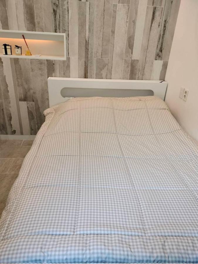 Apartment Hongdae Forest House *