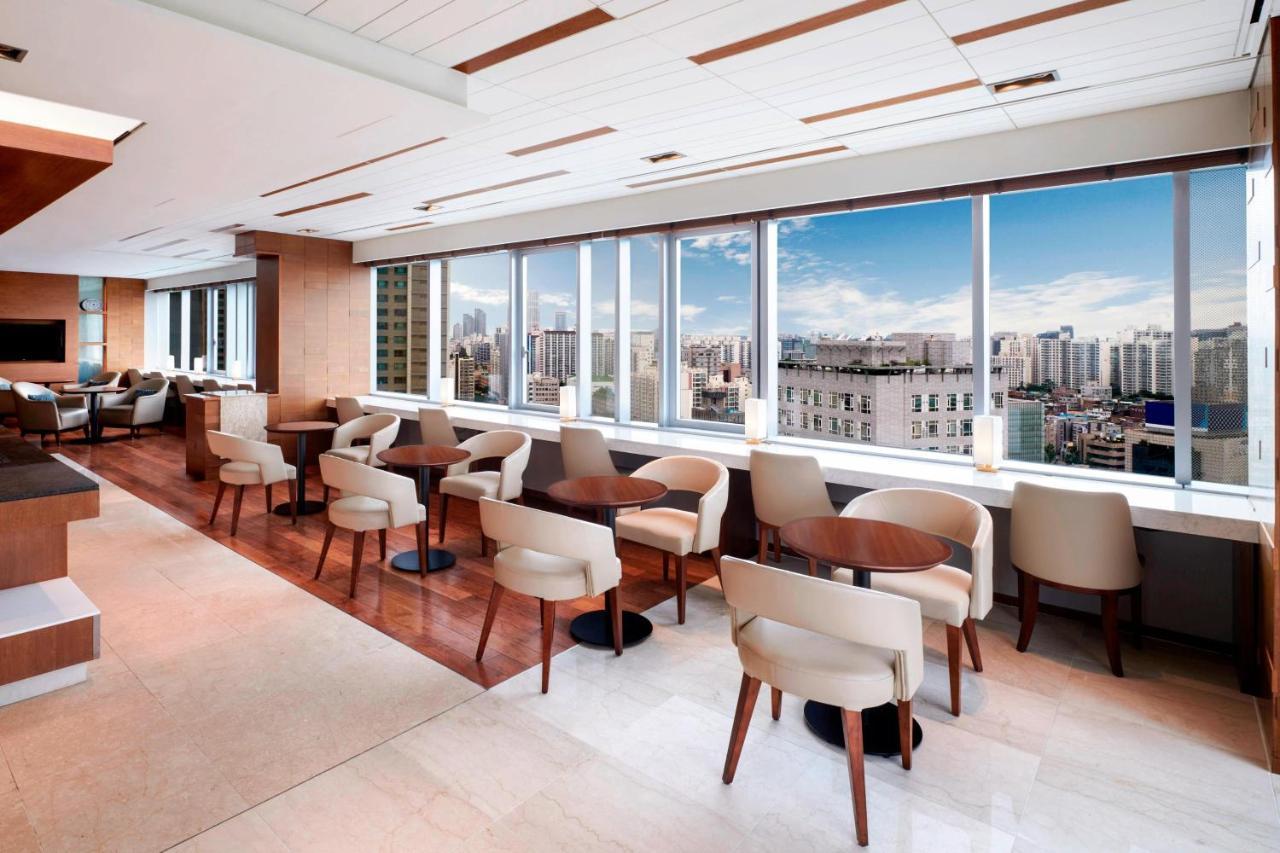 Courtyard By Marriott Times Square Hotel