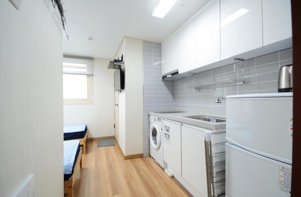 Sunnyhill Hongdae Guest house
