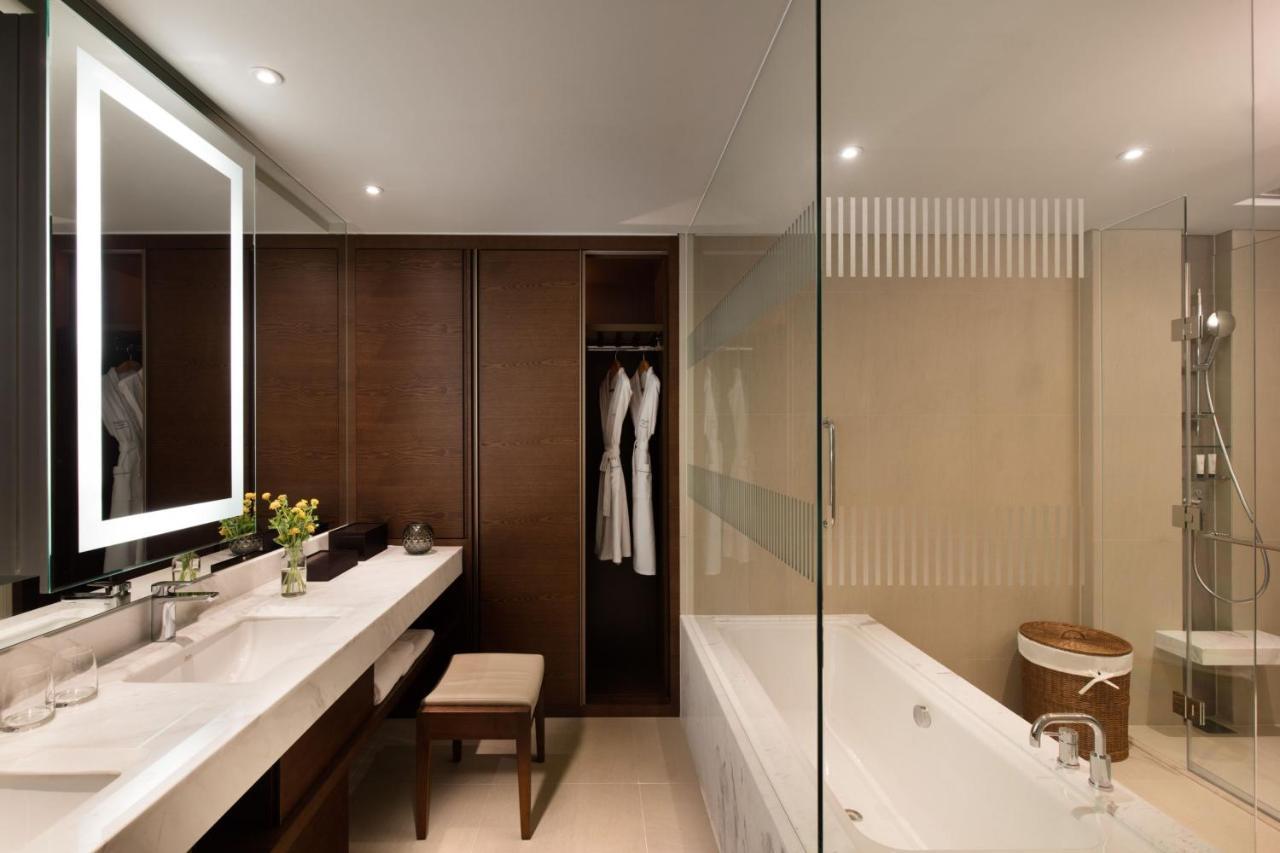 Courtyard By Marriott Namdaemun 4*