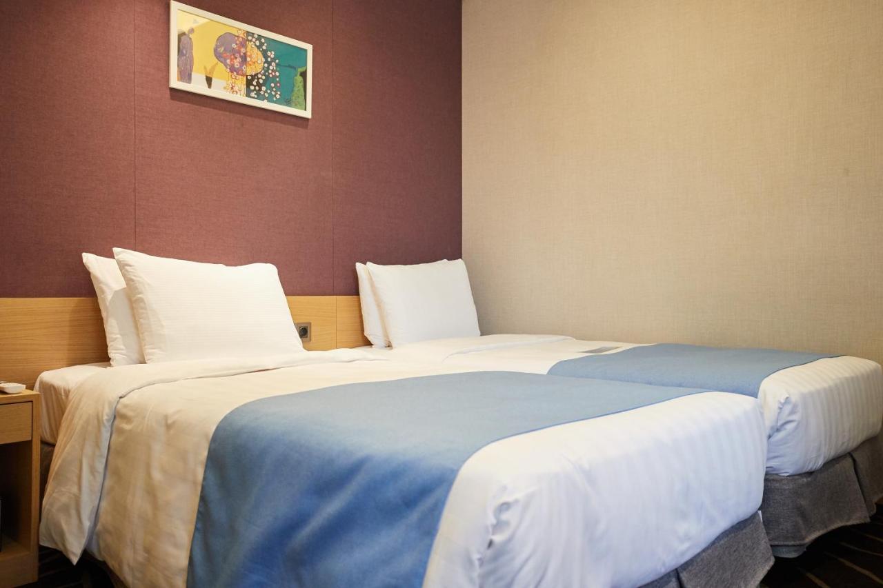 Days By Wyndham Myeongdong Hotel 3*