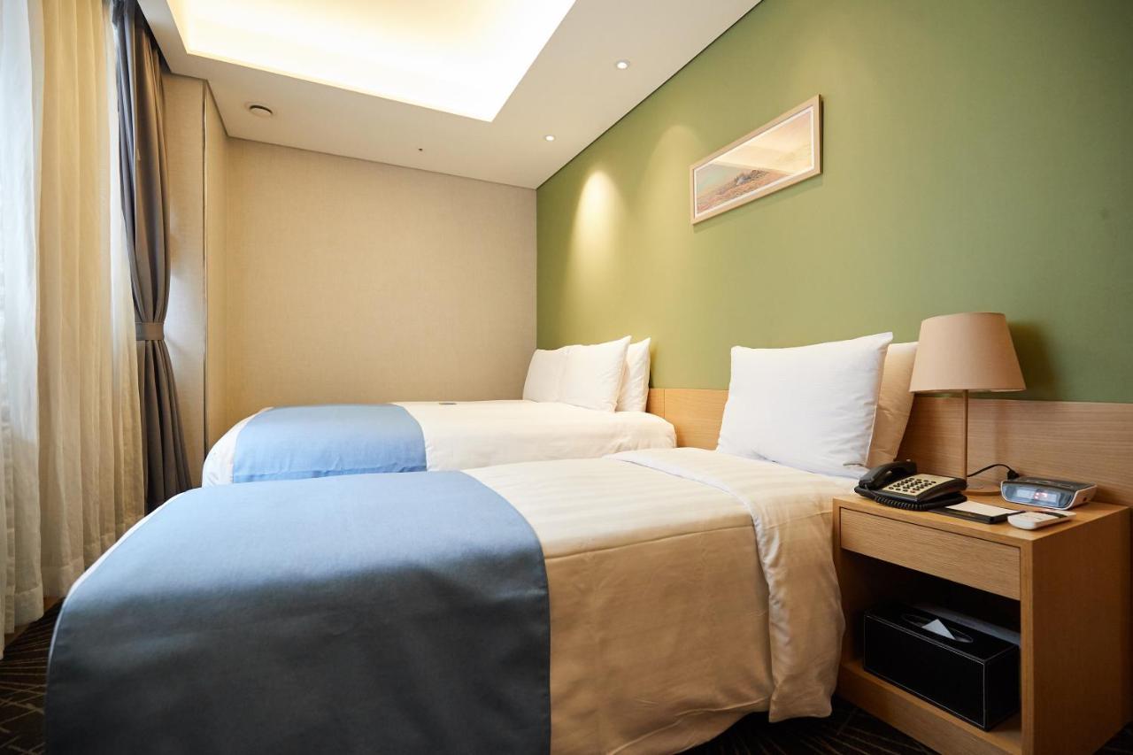 Hotel Days By Wyndham Myeongdong Seoul