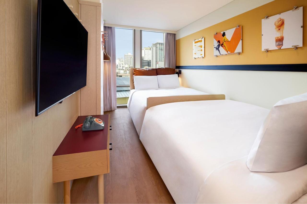 Hotel Moxy Myeongdong