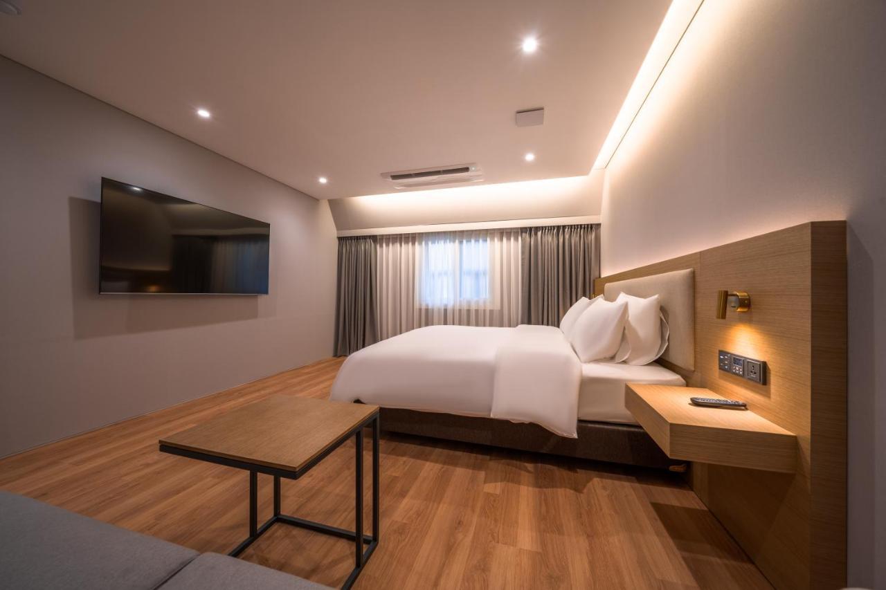Comfort Yeouido Hotel