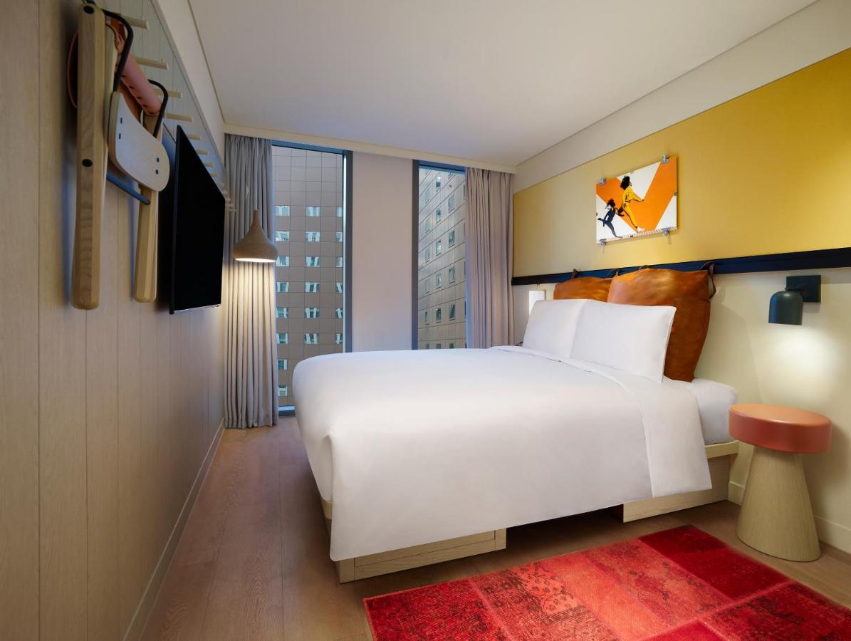Hotel Moxy Myeongdong Seoul
