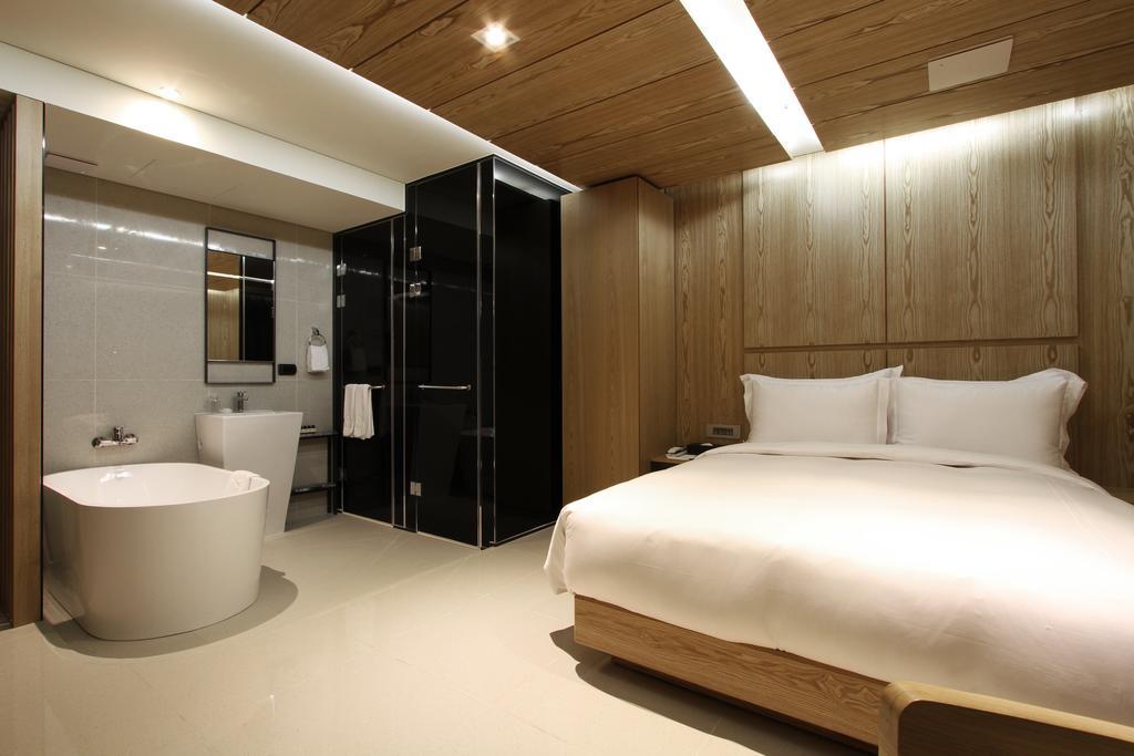 Richwell Hotel Seoul
