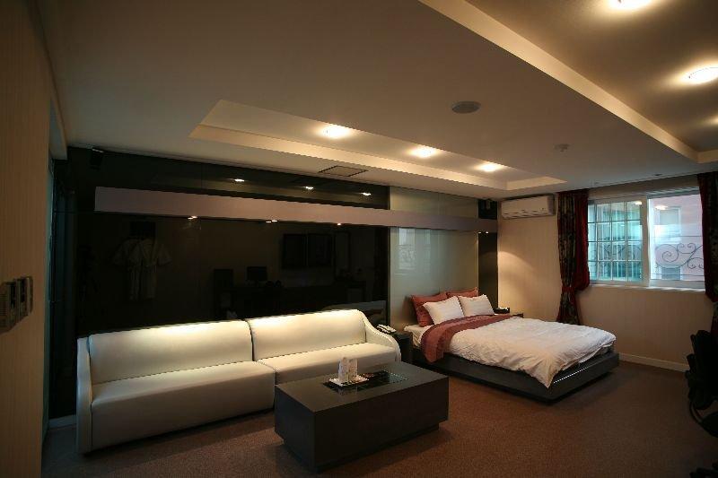 Hotel Amourex 3*