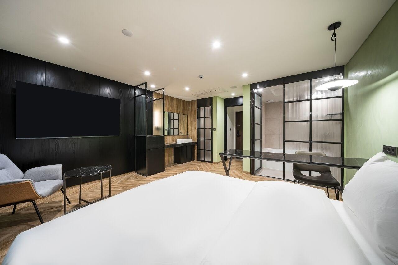 Amourex 3* Seoul
