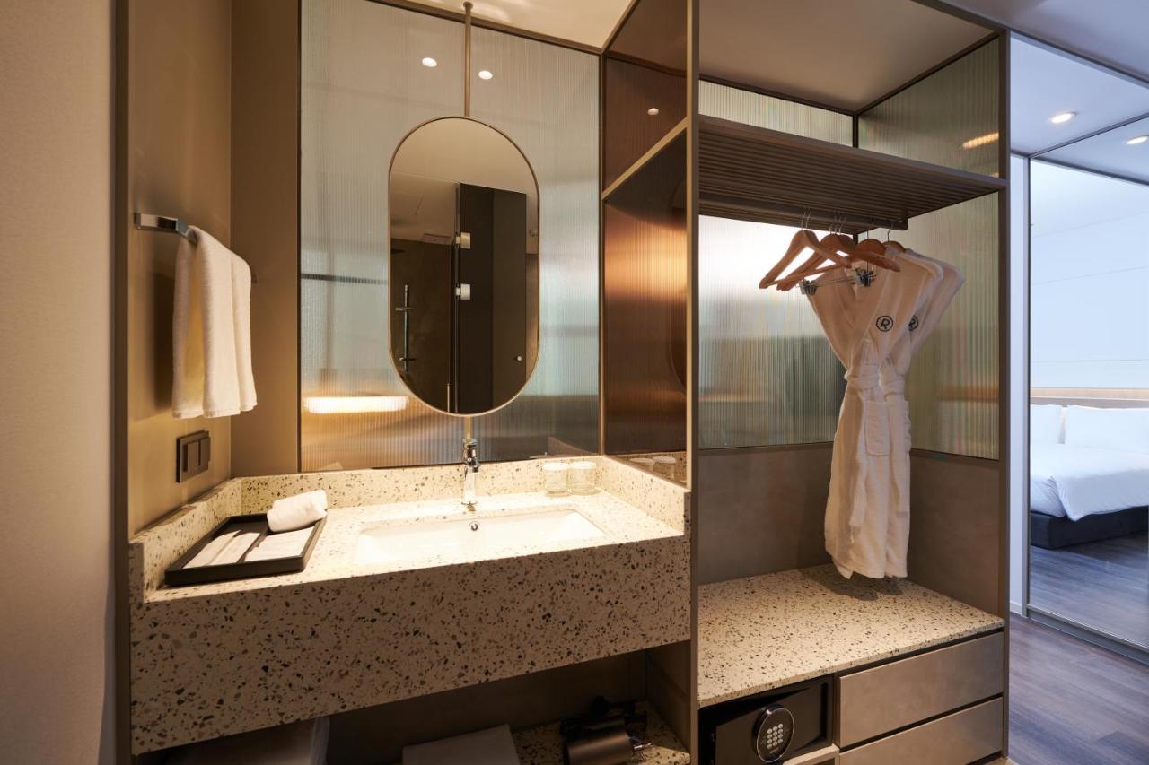 Nine Tree Premier Rokaus Hotel Seoul Yongsan Hotel