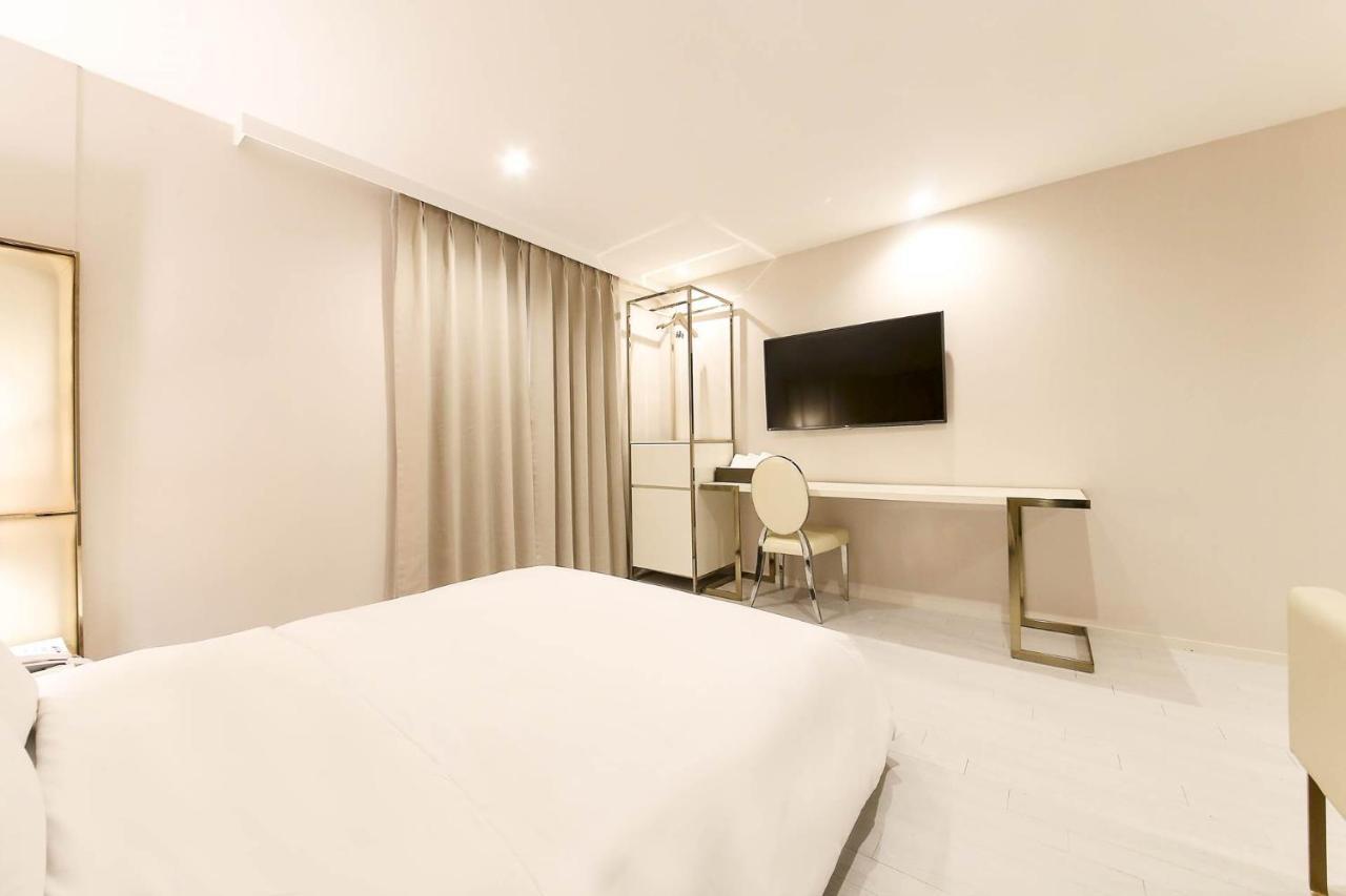 Star Premier Yeoksam Hotel