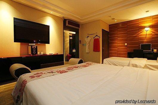 Life Style S Hotel 2*