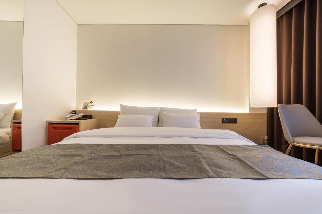 Jamsil Hotel