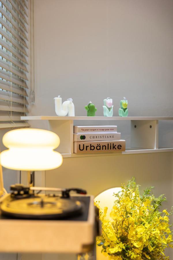 Free Pick-up, 4 Beds, Near Gangnam, Hongdae, Subway 8 Mins, Spacious
