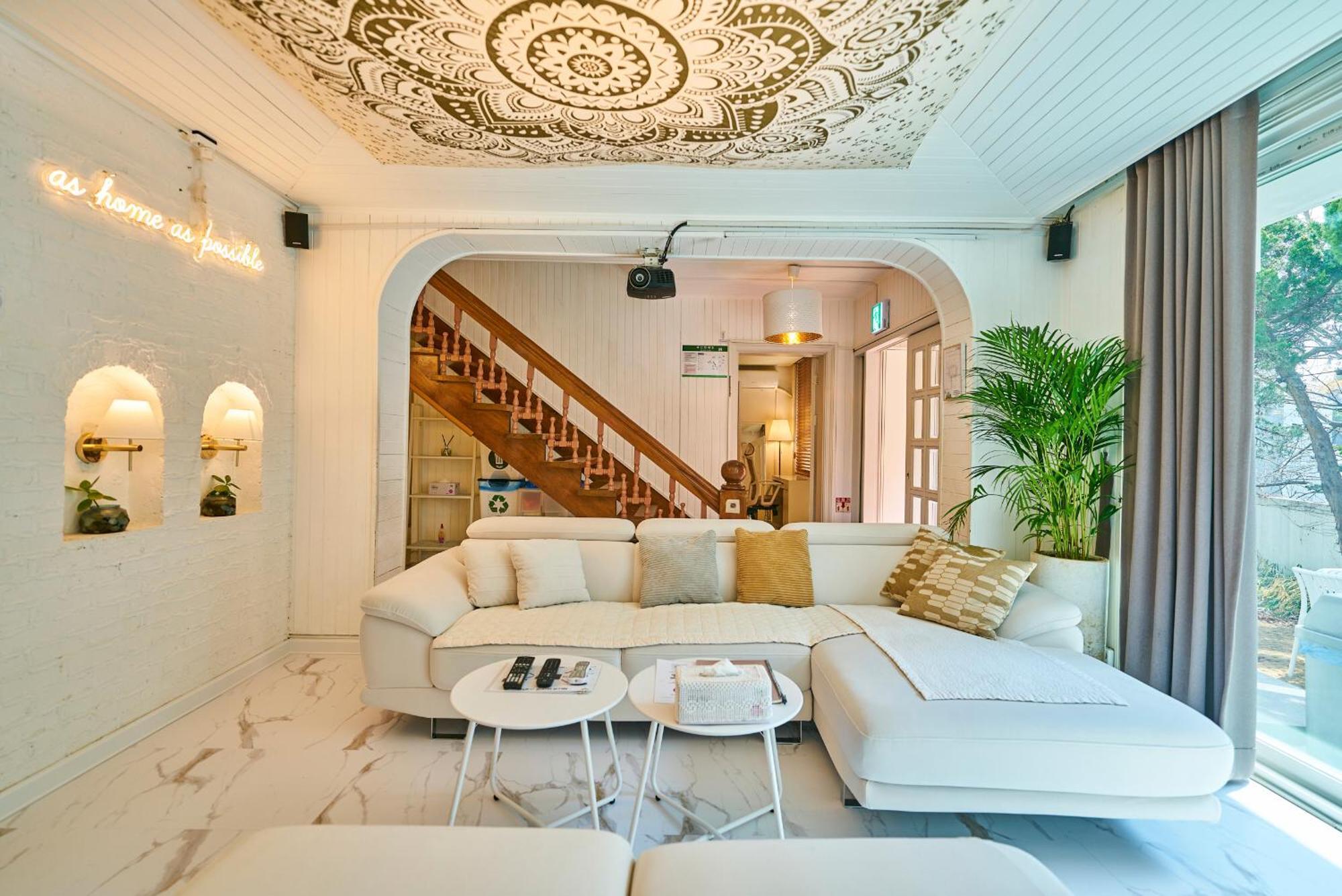 Casa de férias Sg Tailored Service Near Metro