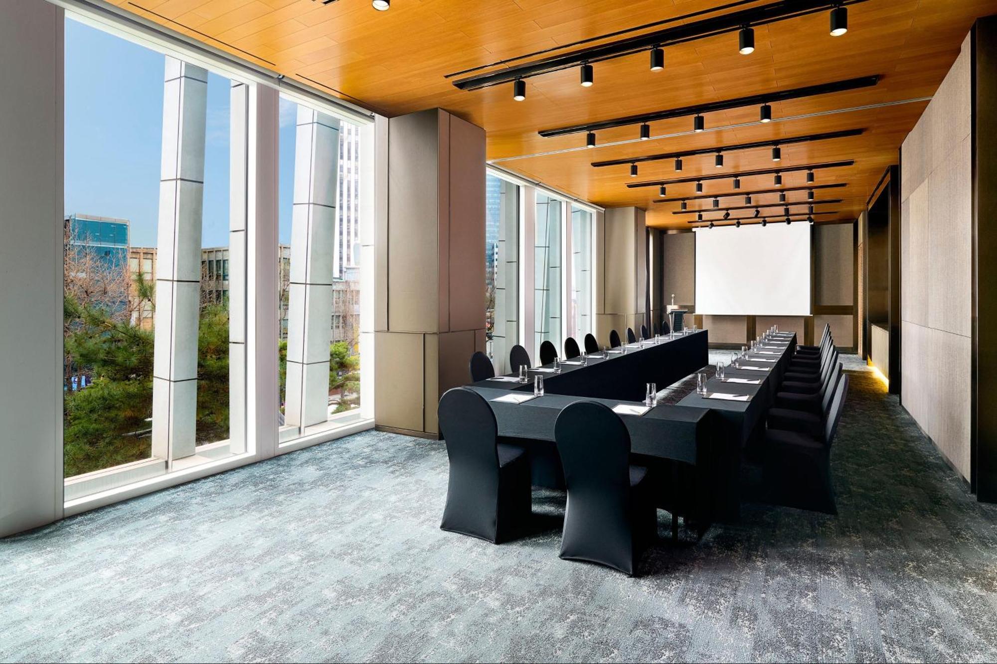 Courtyard By Marriott Namdaemun Seoul