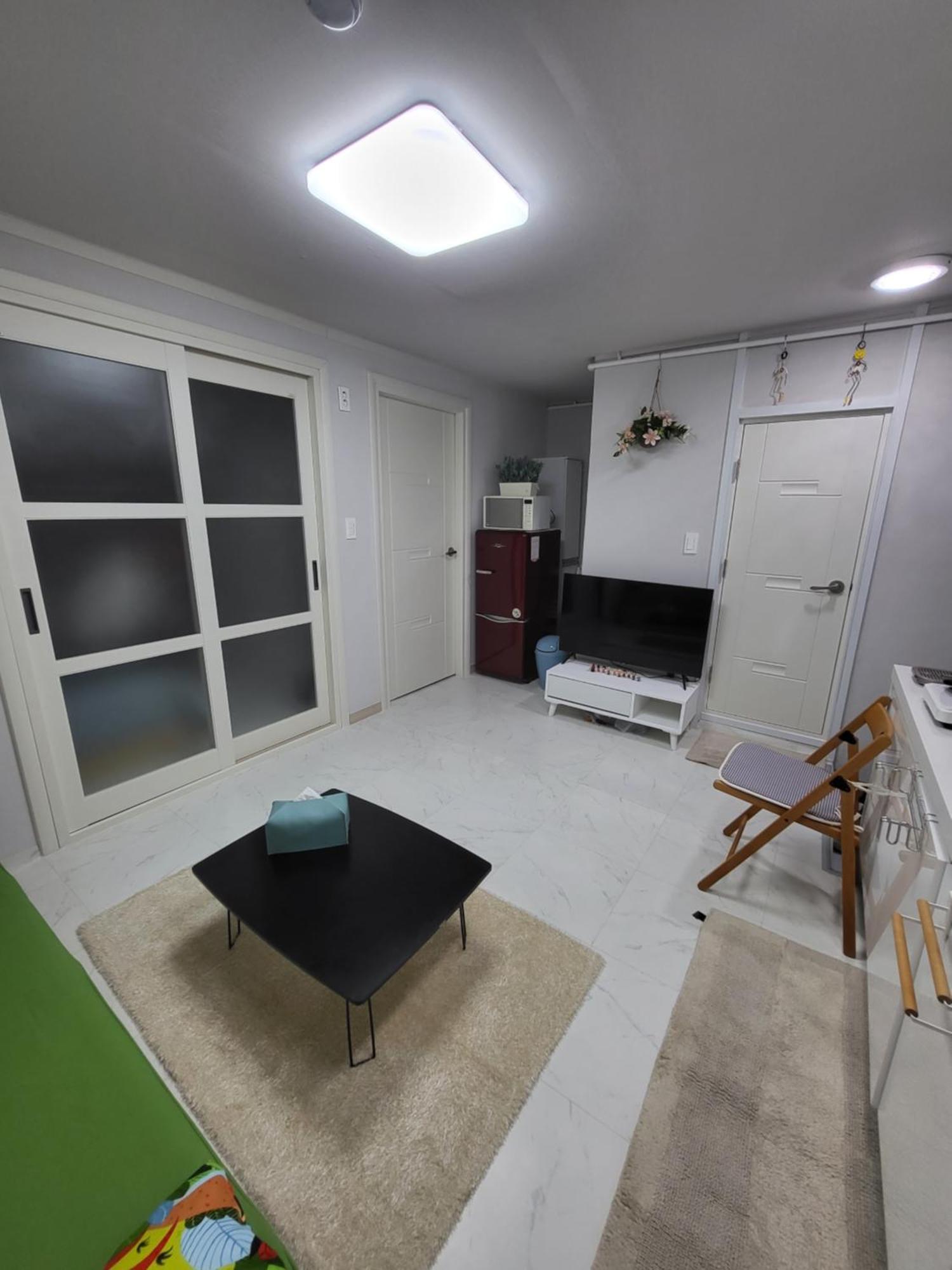 Clear Bridge House * Seoul