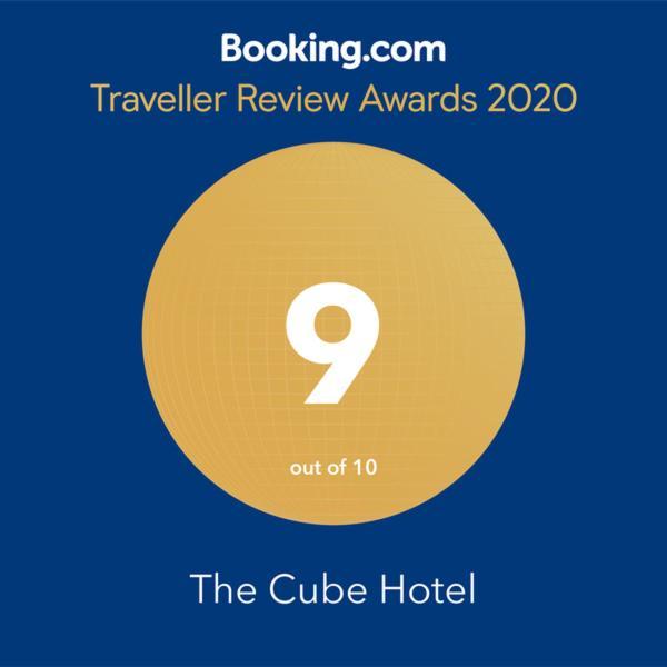 Hostel The Cube