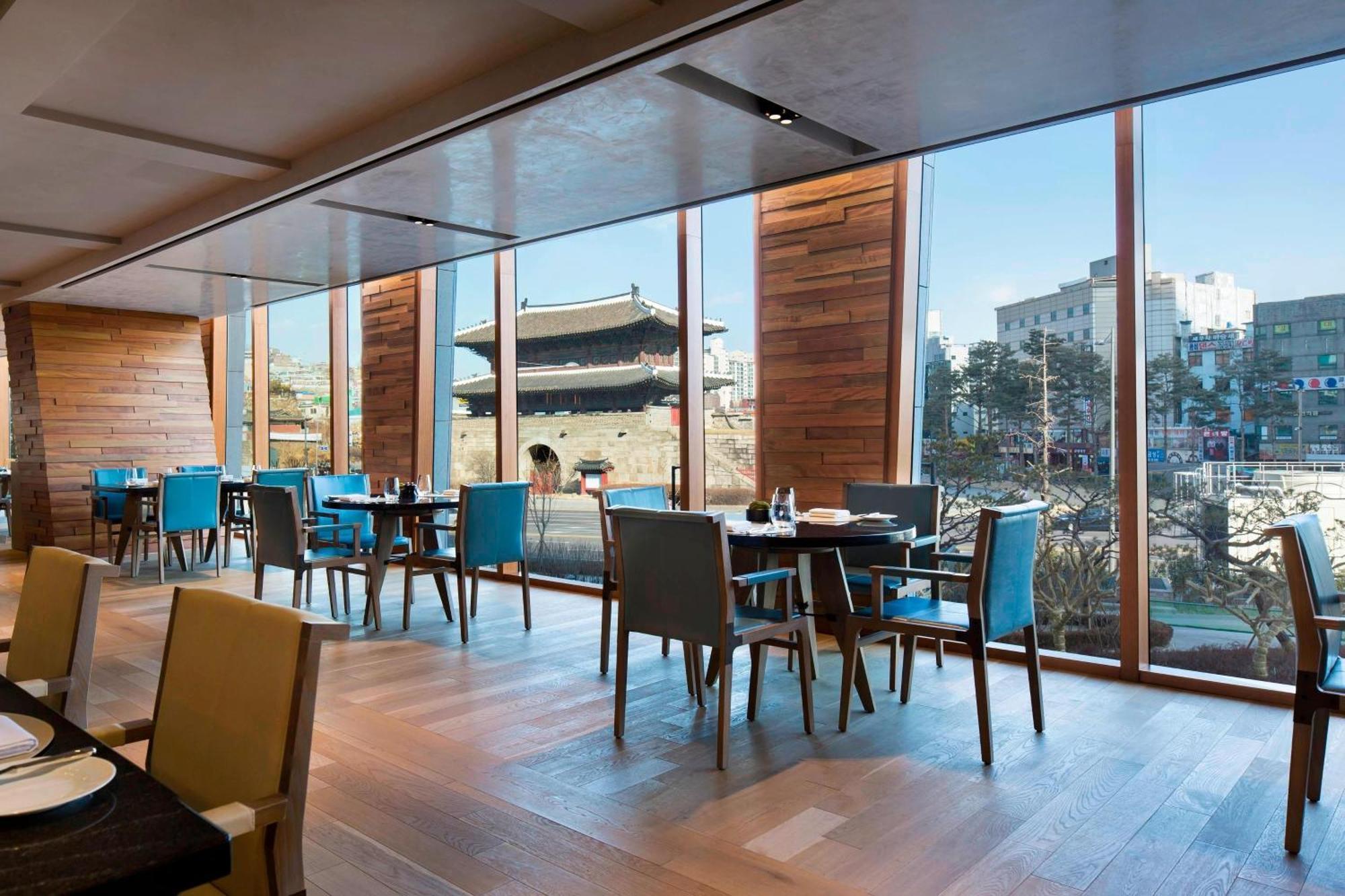 Jw Marriott Dongdaemun Square 5*