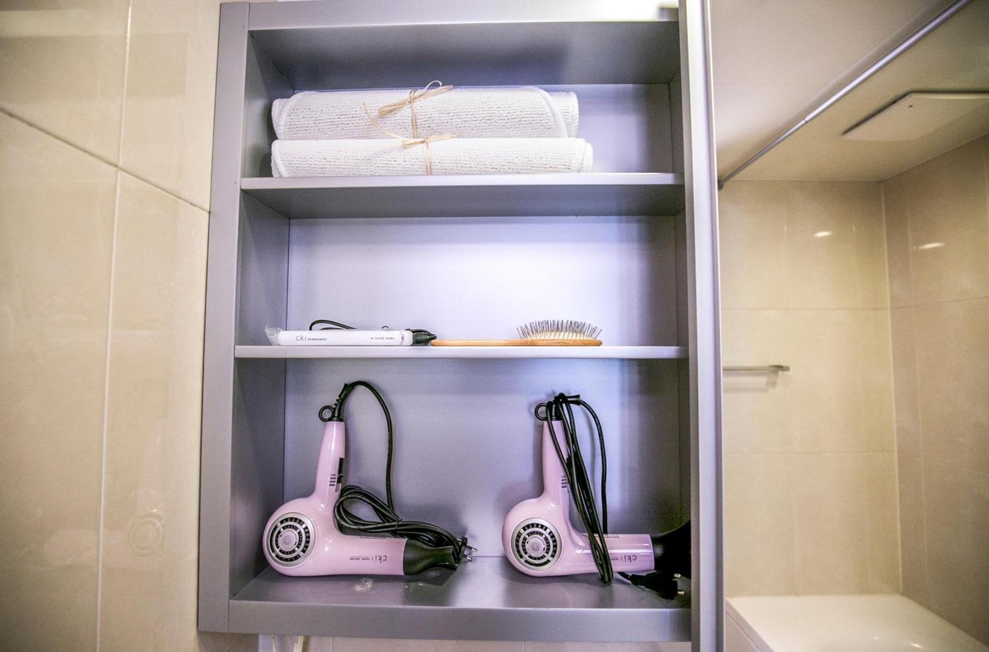 Sj Tailored Service Near Station Apartment