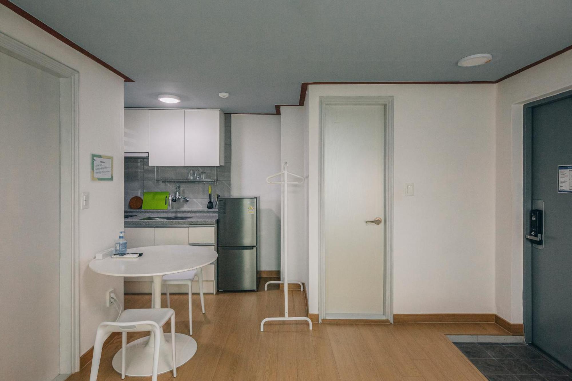 Apartment Suite