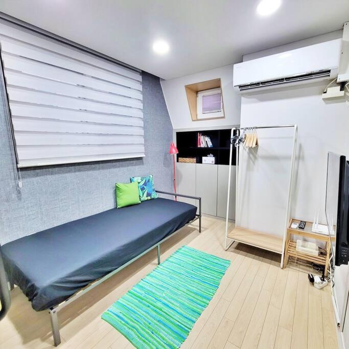 3r+2baths/ Ewha / Sogang / Near Shinchon & Hongdae