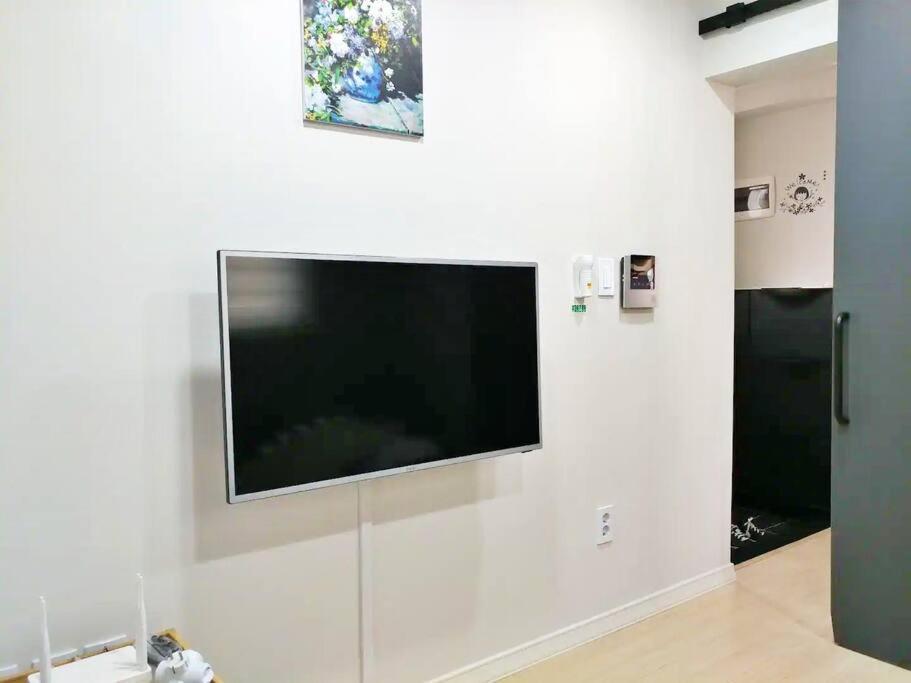 3r+2baths/ Ewha / Sogang / Near Shinchon & Hongdae *
