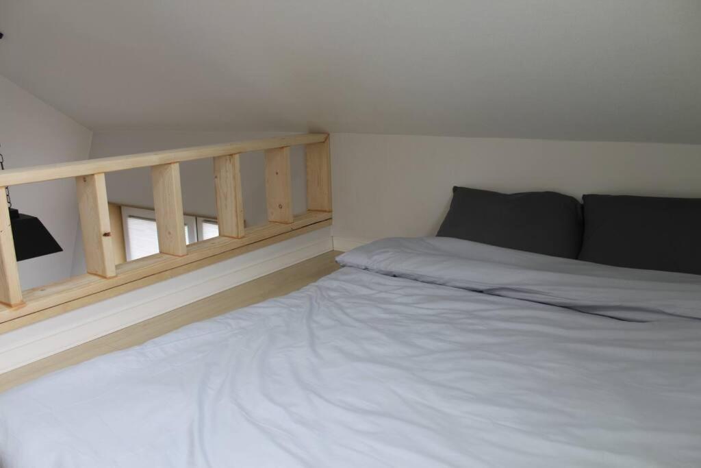 3r+2baths/ Ewha / Sogang / Near Shinchon & Hongdae *