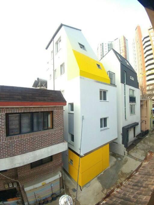3r+2baths/ Ewha / Sogang / Near Shinchon & Hongdae Seoul