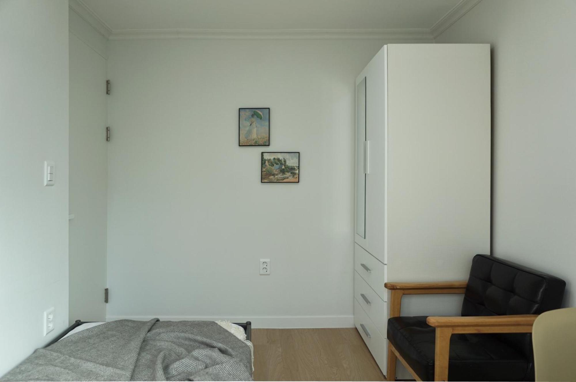 Guest house Hongdae Cozy-women's Shared Seoul