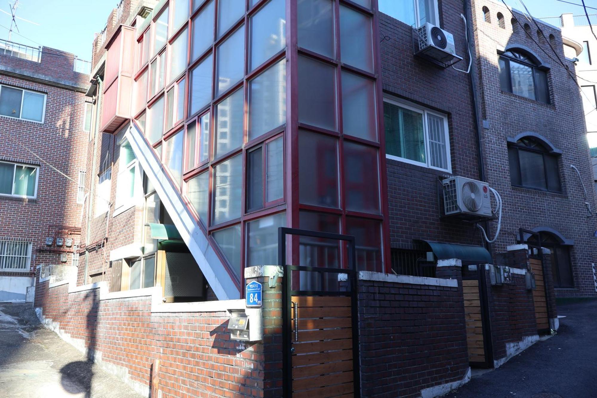 Clover Stay, 2br,1ba,mapo, Free-wifi, * Seoul