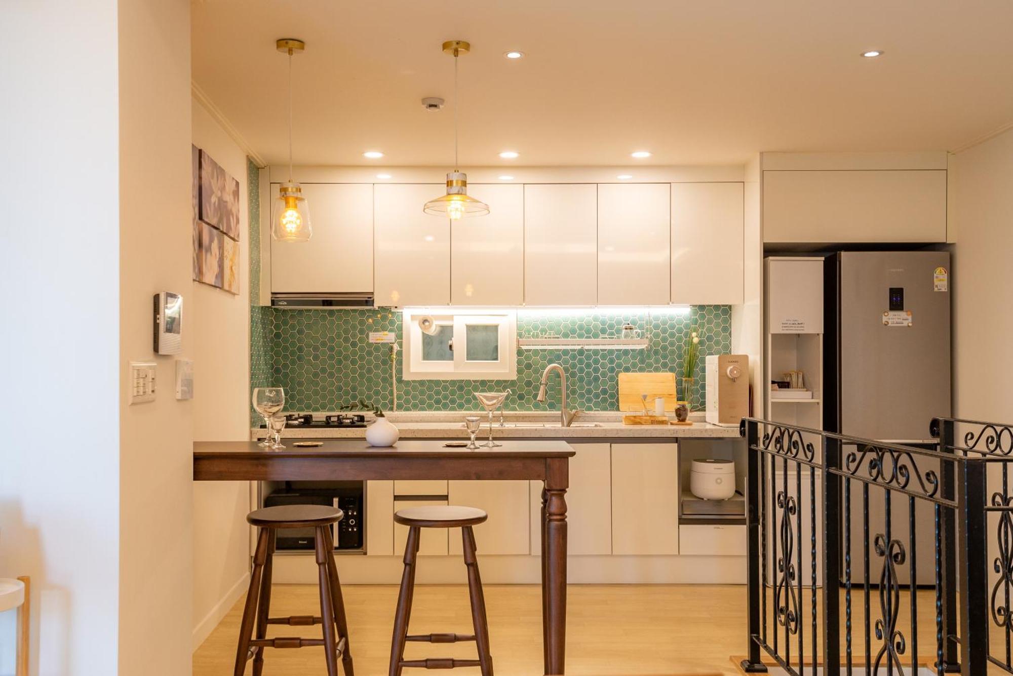 Haiyan Design House - Feel Like A Vacation At * Seul