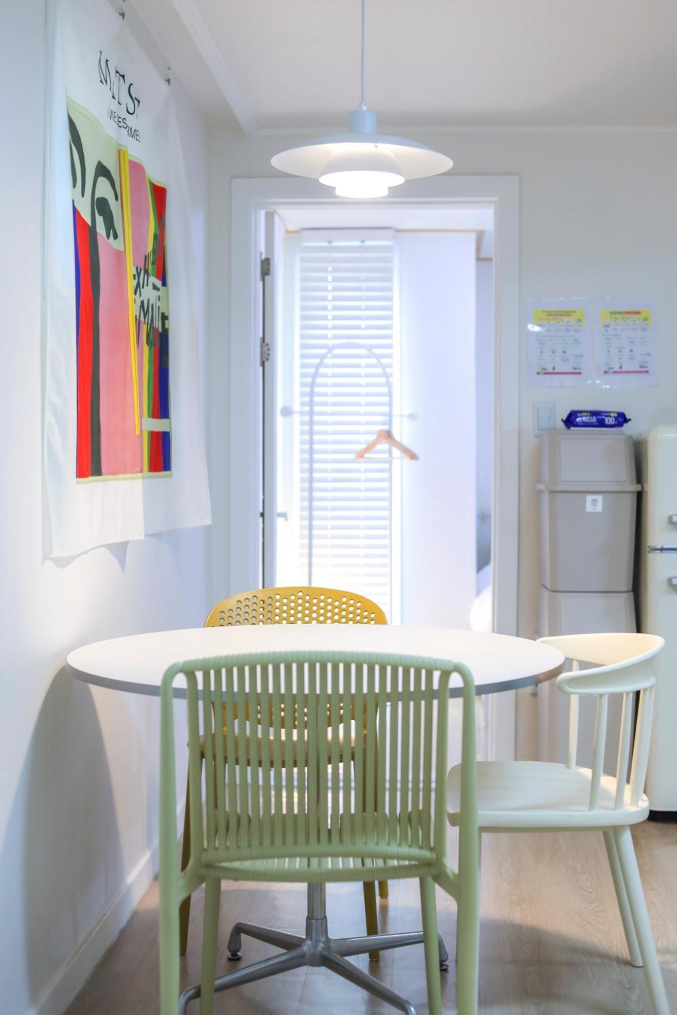 Modern And Comfy House/ Hongik St. Exit 2 10min Rumah percutian *