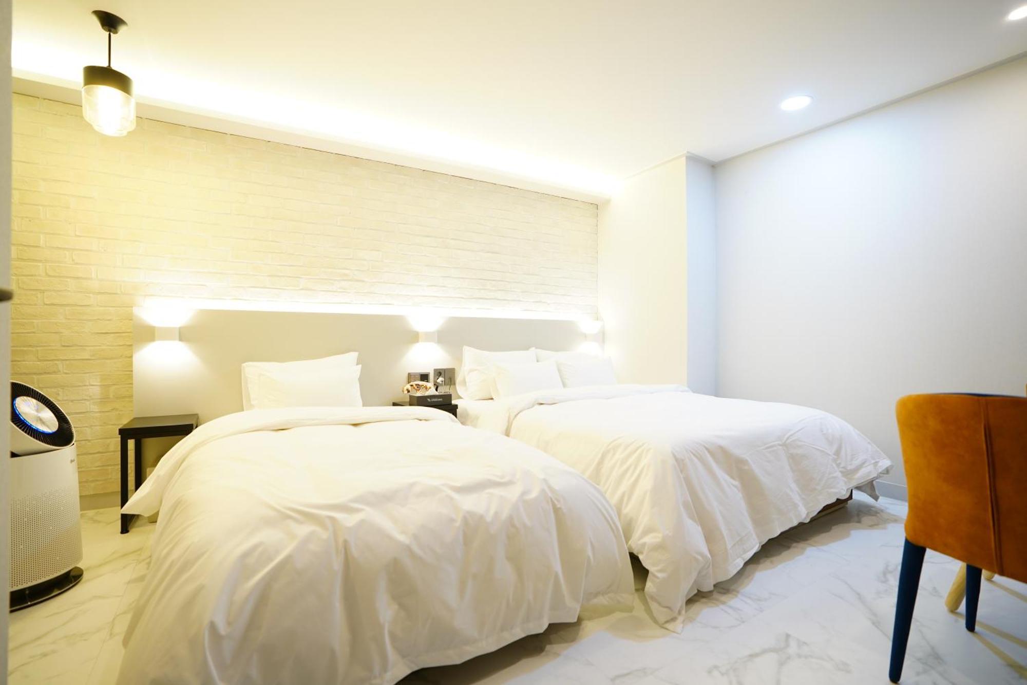 Dongdaemun Saturn Hotel