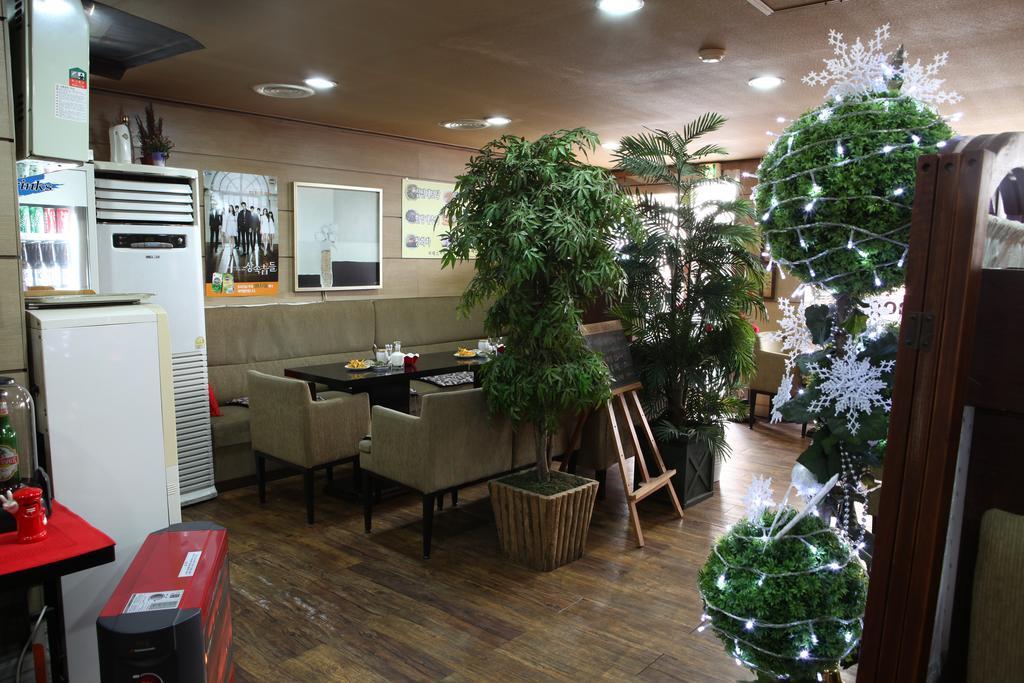Hotel Namdaemun Palace 3*
