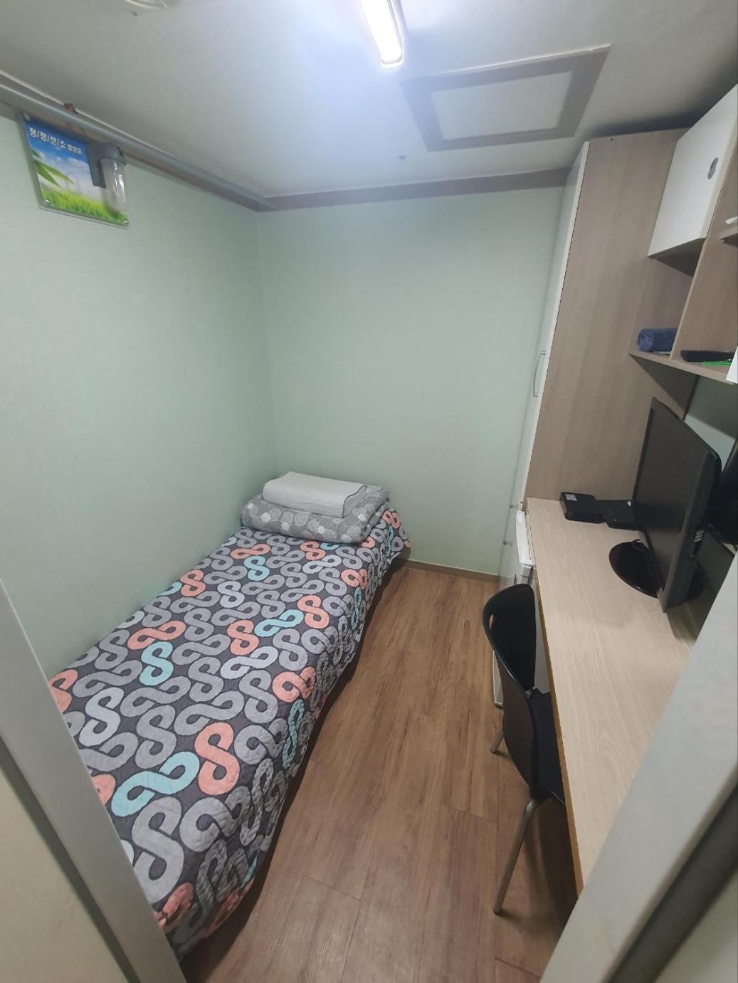 Asrama O2 Oneroomtel Shinonhyun Branch