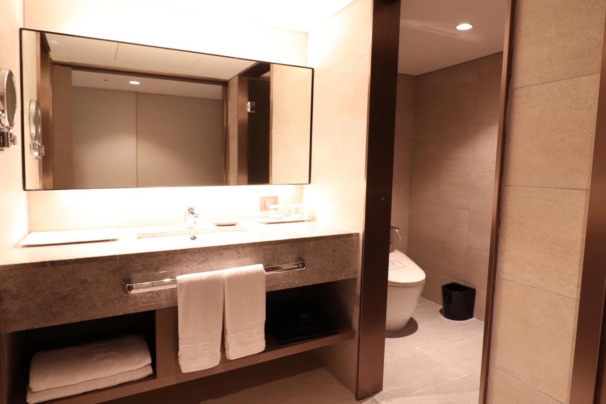 Pj Myeongdong 4* Seoul