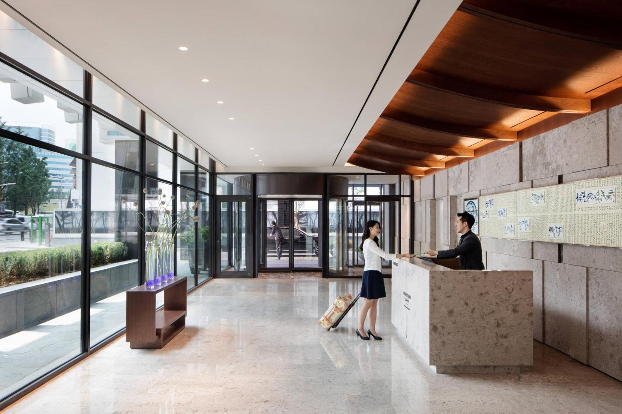 Courtyard By Marriott Namdaemun Hotel