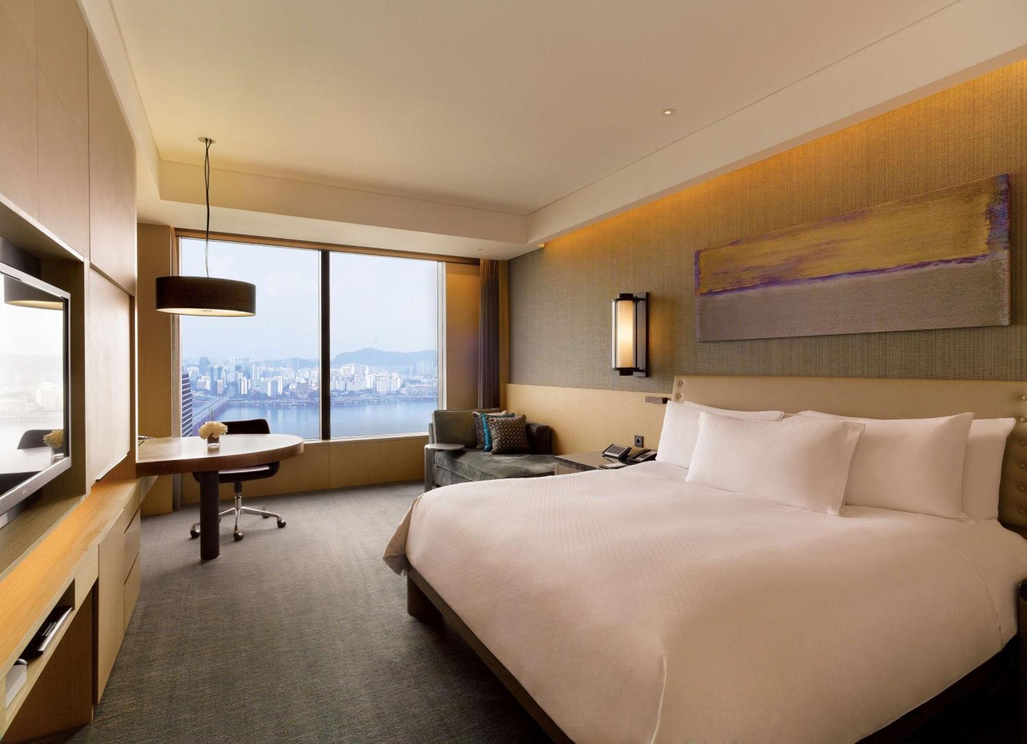 Hotel Conrad 5*