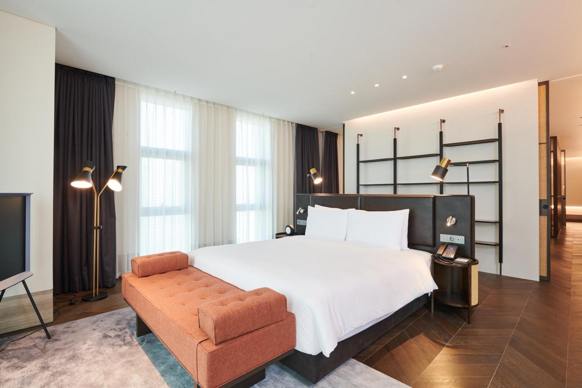 Nine Tree Premier Rokaus Hotel Seoul Yongsan