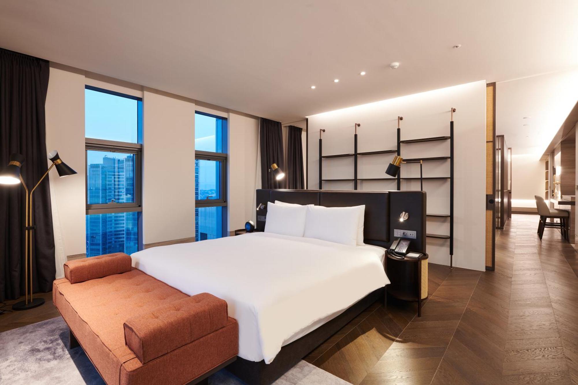 Nine Tree Premier Rokaus Hotel Seoul Yongsan