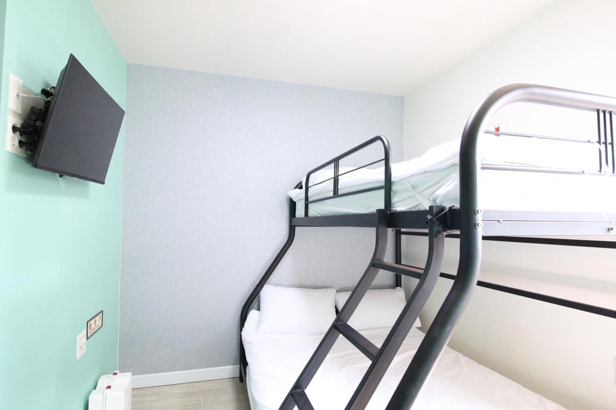 Hotel Golden Park Myeongdong 2*