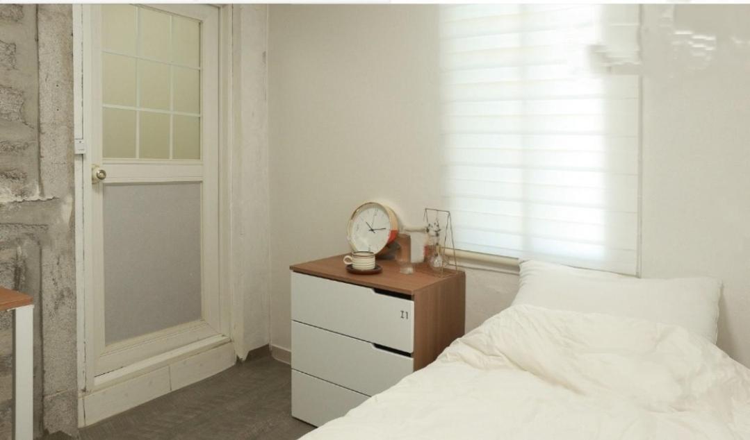 White Story Hostel
