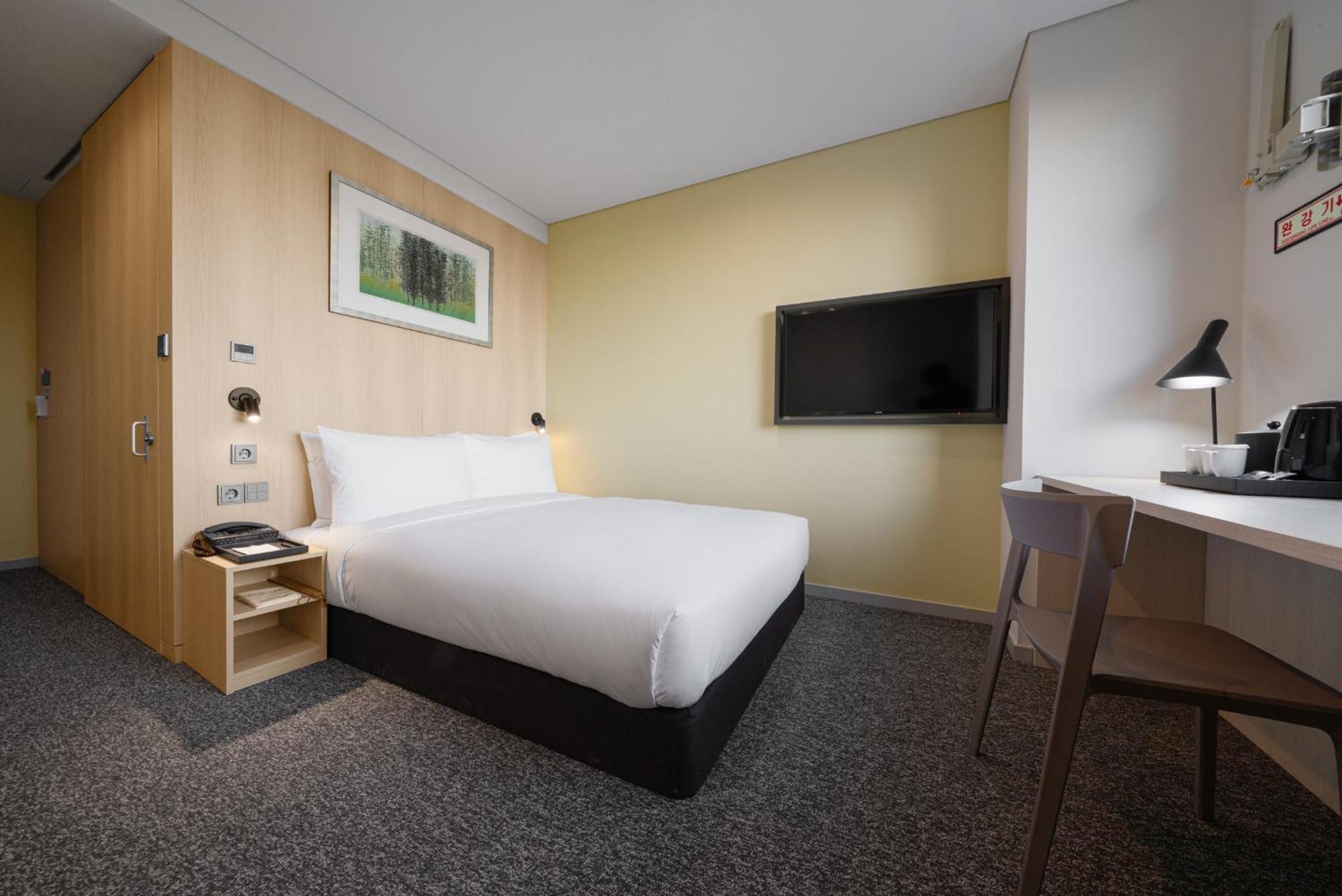 Nine Tree By Parnas Dongdaemun 4* Seoul