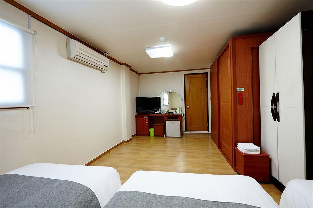 Green Tel Hotel *
