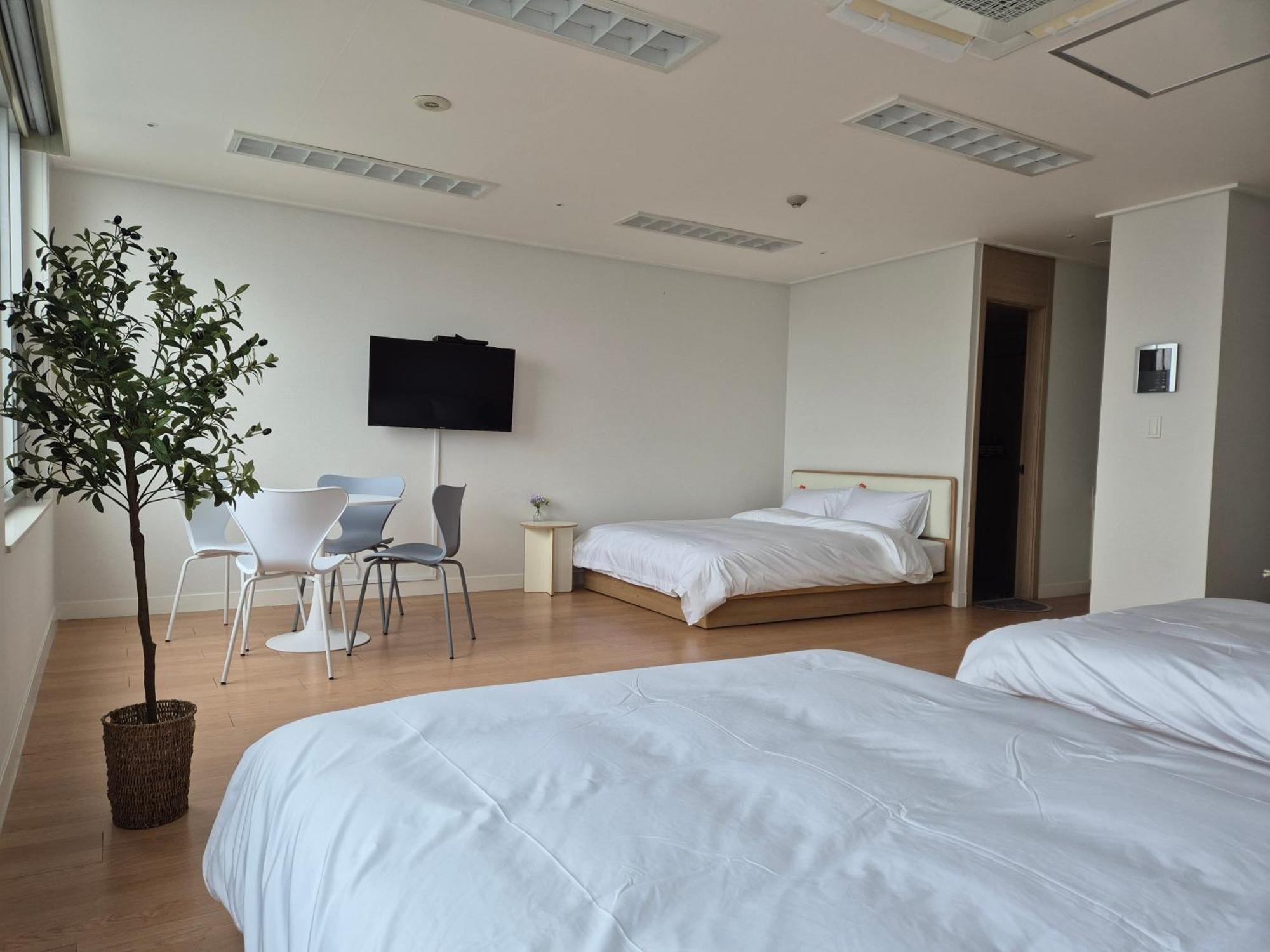 Guest house 